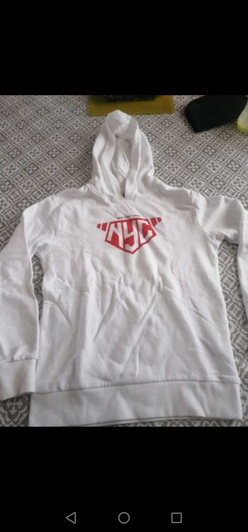 Pull a capuche 12 ans