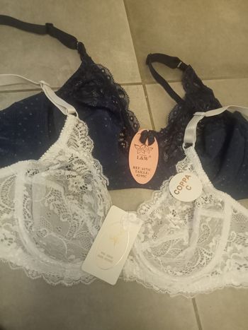 2 soutien gorge neuf 