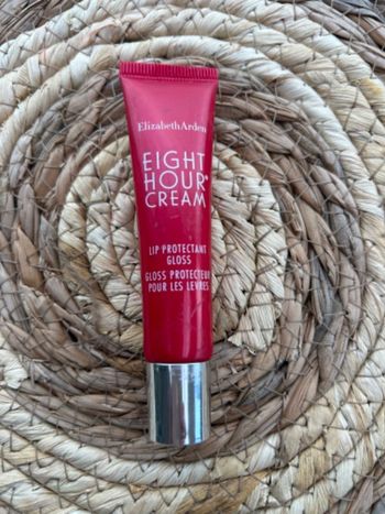 Baume à lèvres lip protectant Gloss Elizabeth Arden neuf