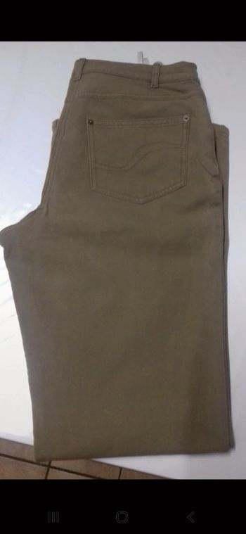 Pantalon kaki taille 40