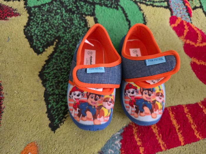 CHAUSSONS GARÇON PAW PATROL BLEU/ORANGE PORTER 1 FOIS TAILLE 28 - photo numéro 2