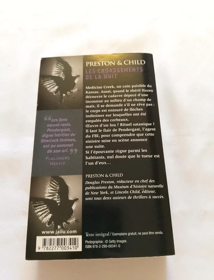 Livre: prisonnière a Téhéran - photo numéro 6