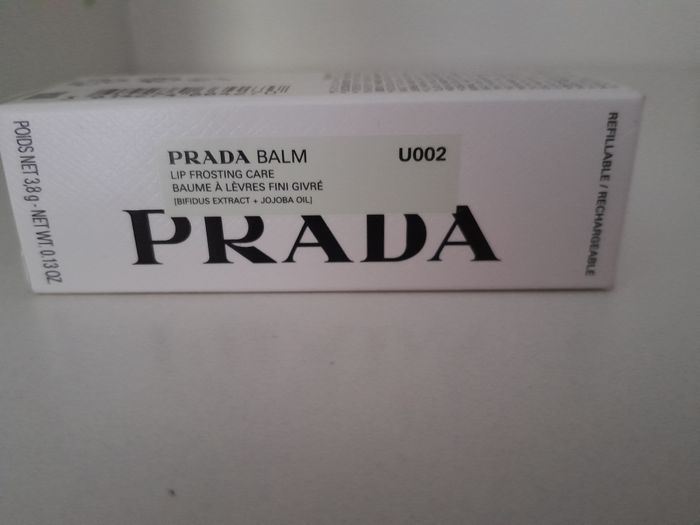 Rouge à lèvres Prada - photo numéro 2