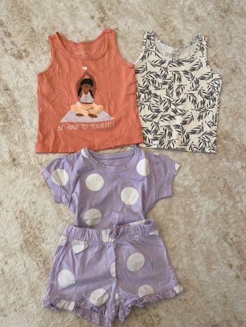 Lot de vêtements bébé fille
