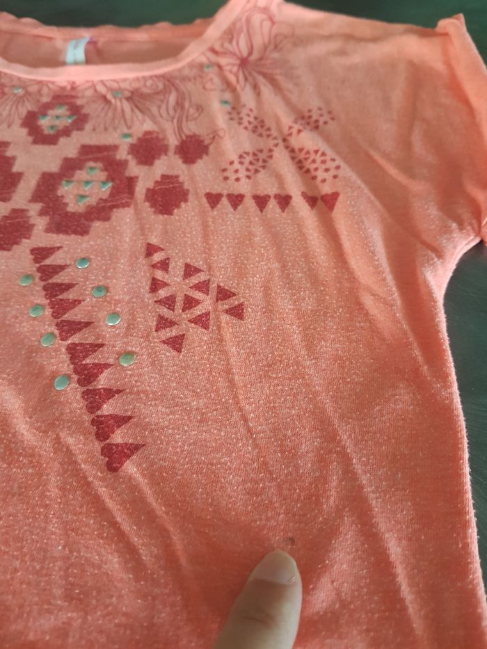 10 ans. Gémo. Tee shirt fantaisie. - photo numéro 4