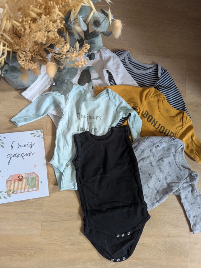 Lot de 6 bodies 6 mois