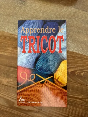 Livre apprendre le tricot