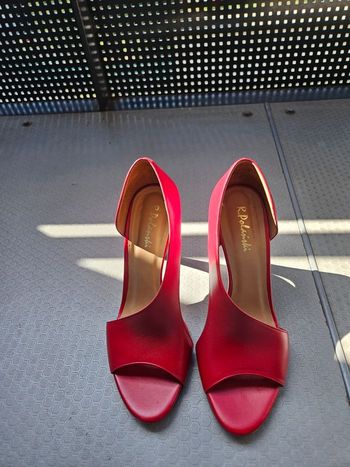 Vends  escarpins rouge