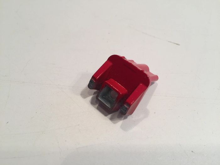 Fixation arrière pièce détachée miniature Ferrari 550 maranello 1996 1/18 burago #A16