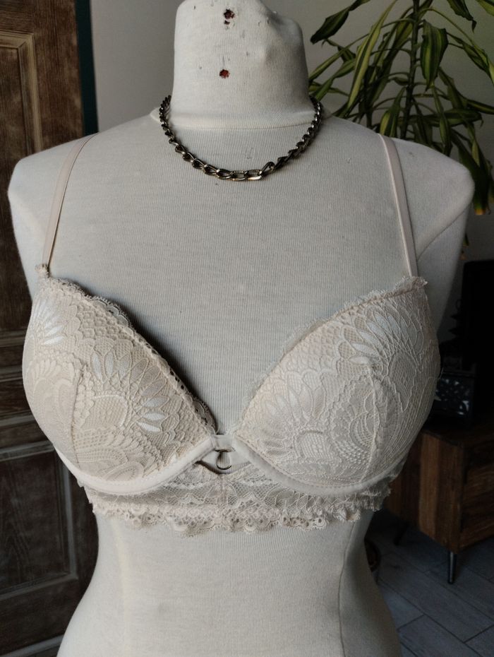 Soutien gorge pêche en dentelle 🤍