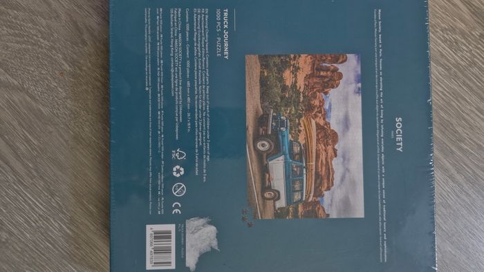 Society Paris puzzle 1000 pièces neuf - photo numéro 4