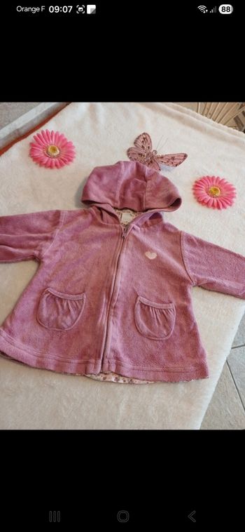 Sweat bébé taille 6 mois