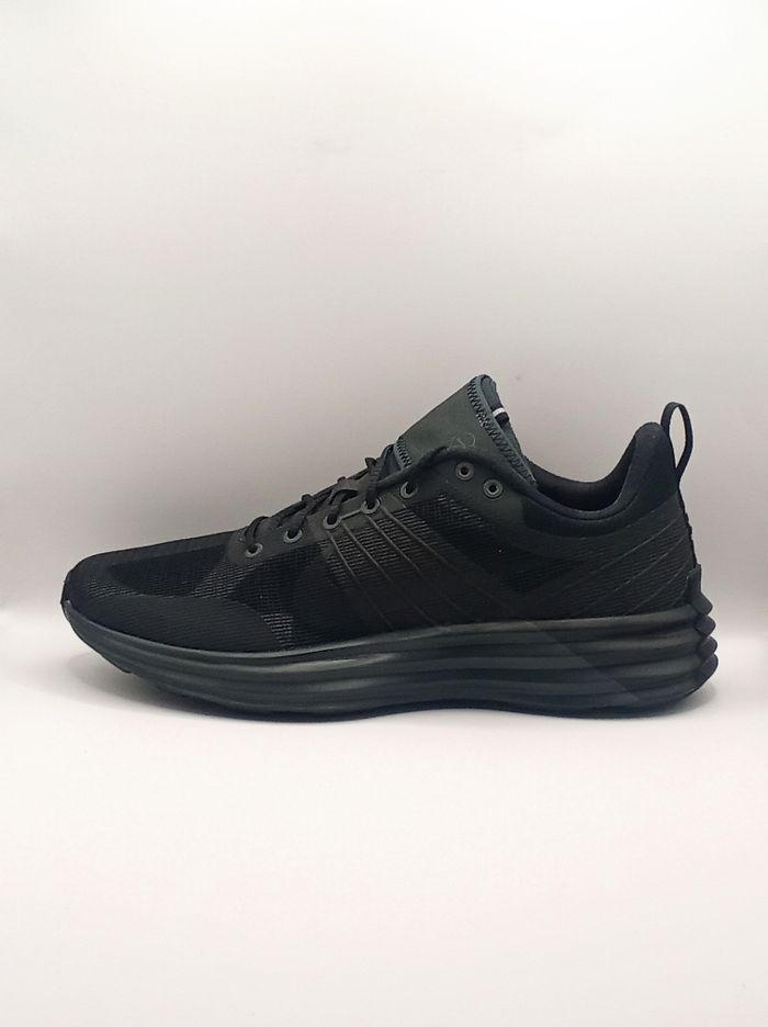 Nike lunar roam taille 43 - photo numéro 2