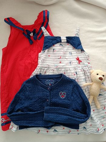 🌸 Deux robes et gilet - Taille 6 ans 🌸