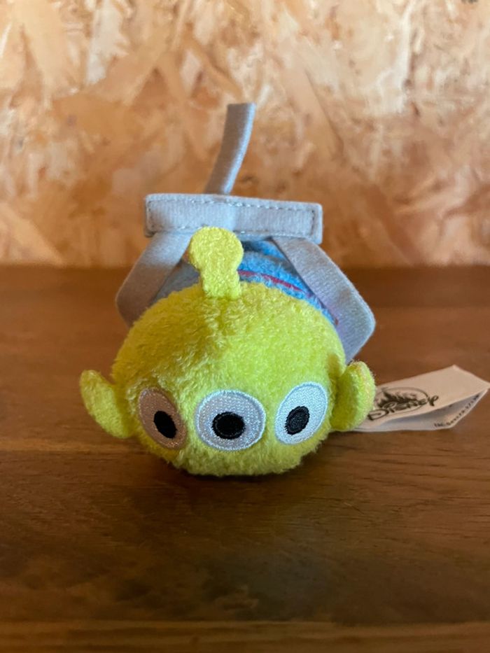 Tsum Tsum officiel Disney Alien avec le grappin dans Toy Story - photo numéro 2
