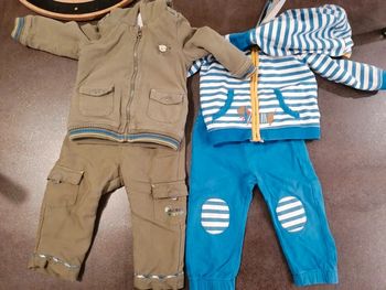 Deux ensembles sergent major 18 mois