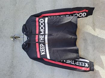 Sweat à capuche crop-top