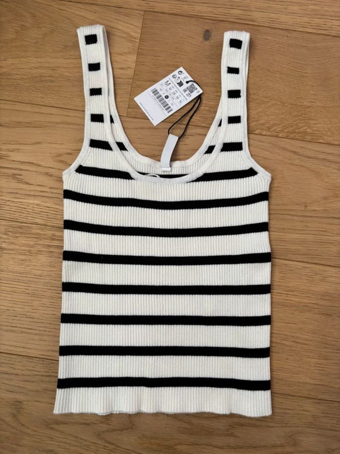 Neuf - débardeur croc top taille M stradivarius - photo numéro 2