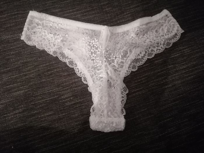 String dentelle - photo numéro 2