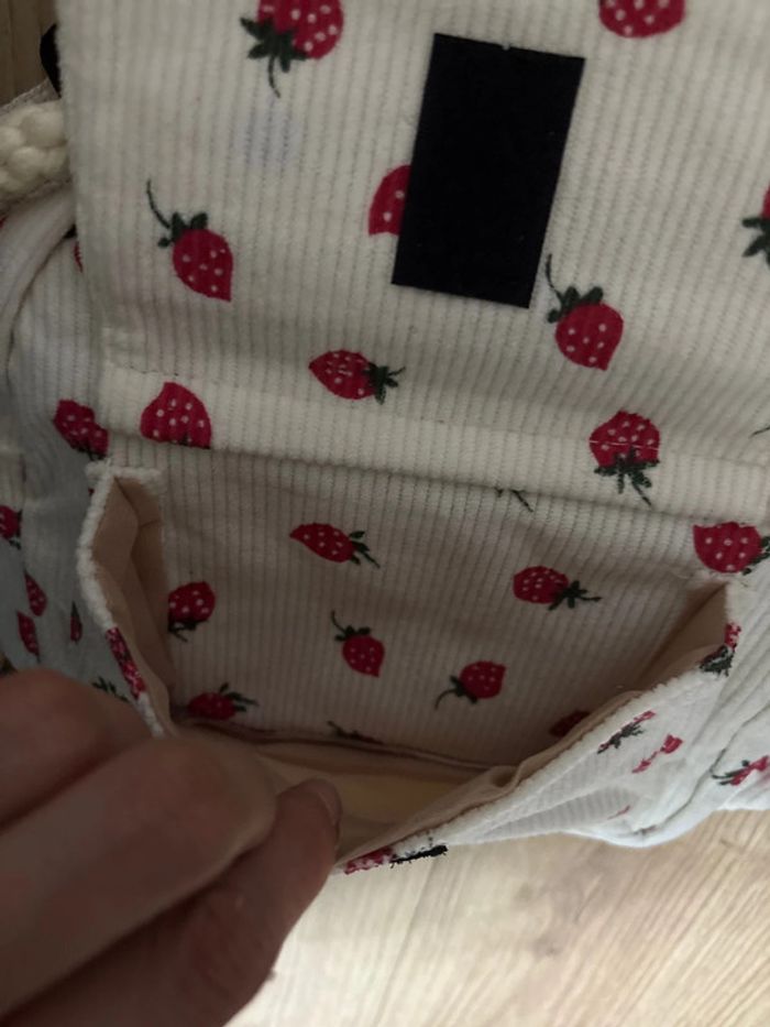 Sac velours fraise - photo numéro 4