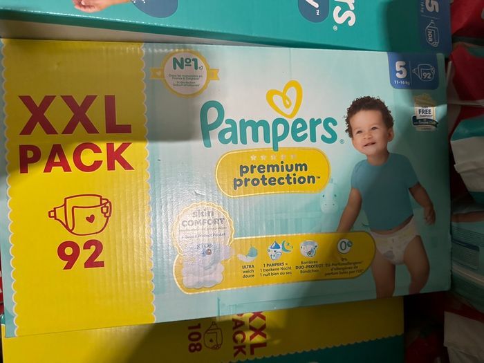 Pampers premuim talle 5