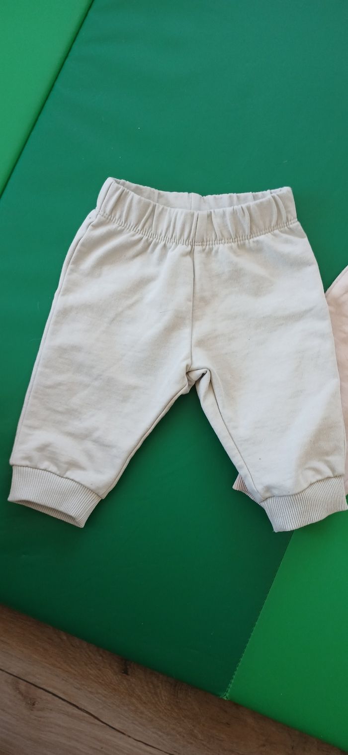 2 jogging 3 mois - photo numéro 2