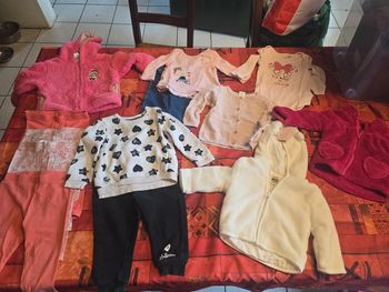 Lot vêtements 6 mois