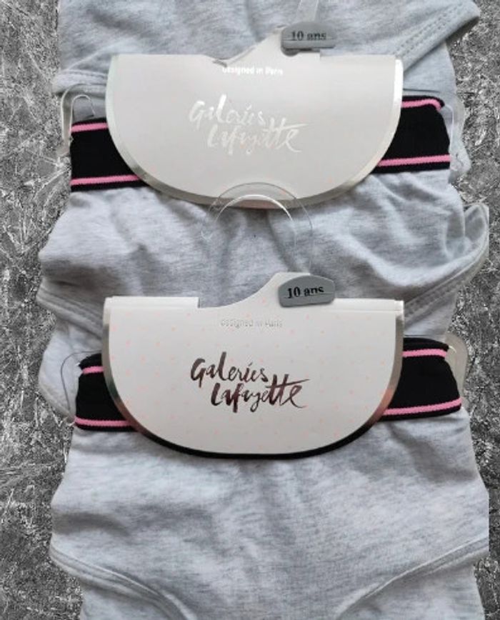3 Shorty Galeries Lafayette 10 ans - photo numéro 2