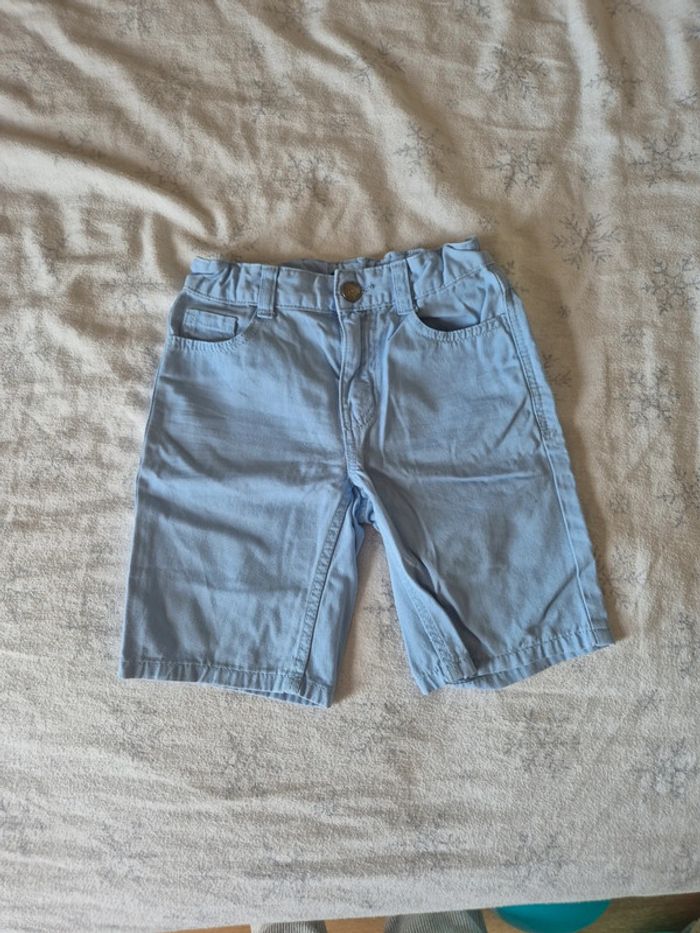 Short bleu clair 6 ans