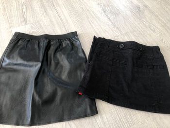 Lot de 2 jupes neuves 8 ans