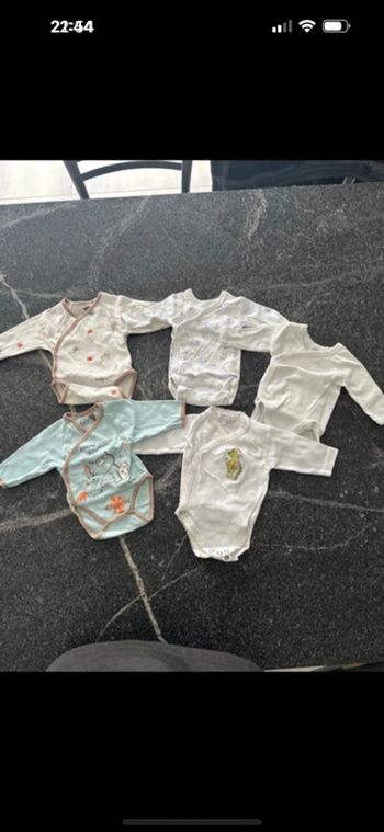 Lot de 5 bodies bon état voir très bon