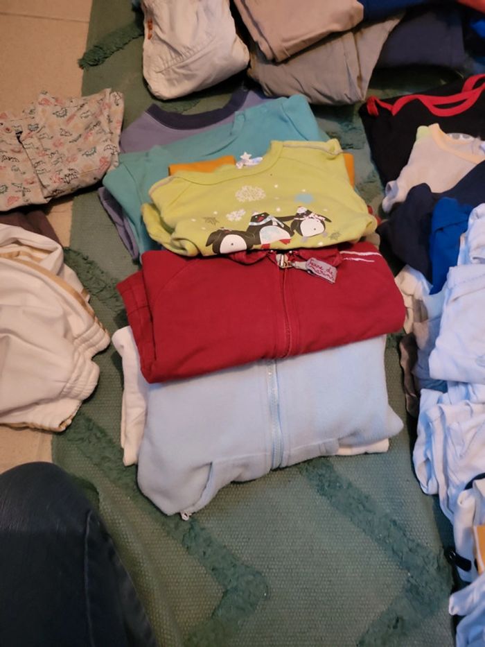 Gros Lot de vêtements 6 mois - photo numéro 5