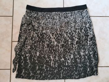Jupe noire et blanche 42/44