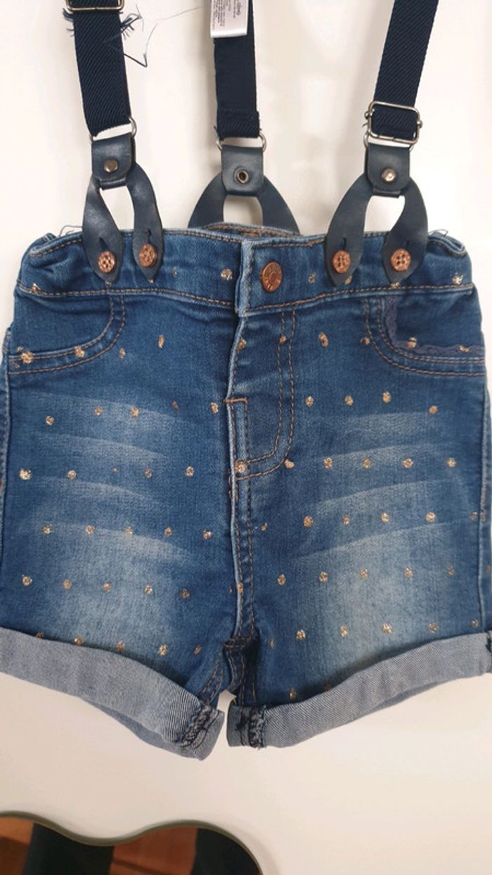 Short en jeans a bretelle 3 ans LH - photo numéro 2