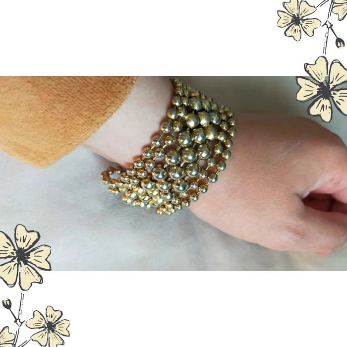 Bracelet vintage multi-rangs perles métalliques doré & argenté – style manchette