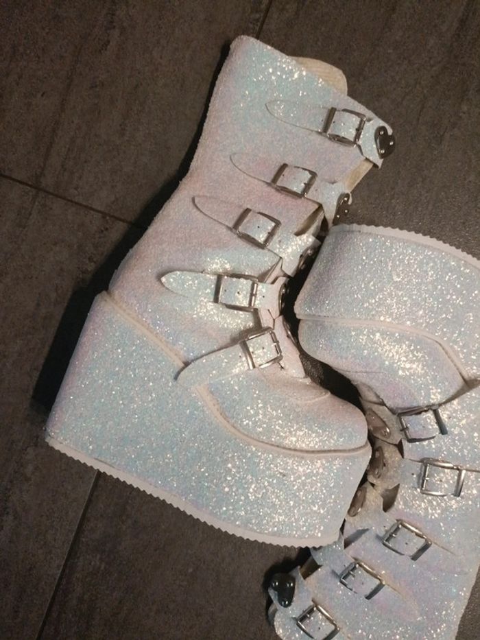 Bottes gothiques - photo numéro 2