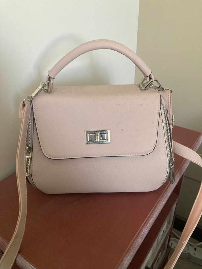 Vends sac à main rose pale - photo numéro 2
