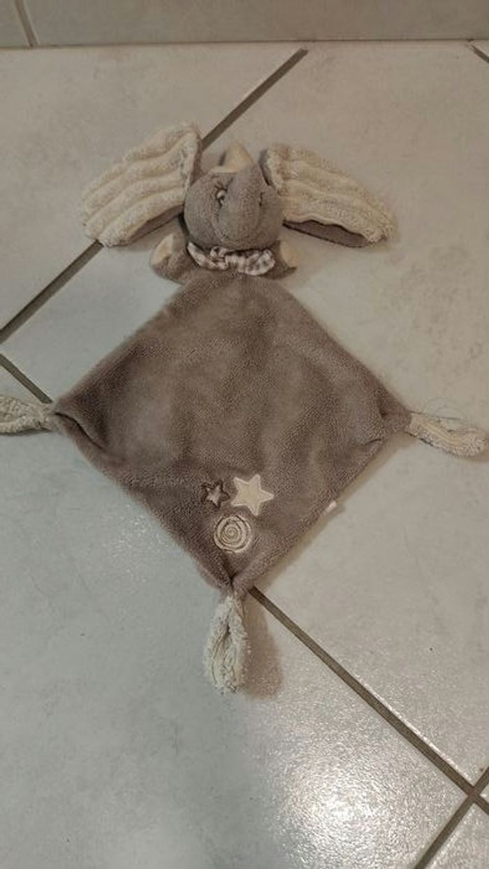 Doudou éléphant