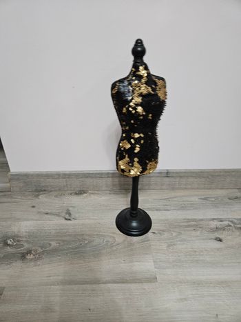 Statue à sequin