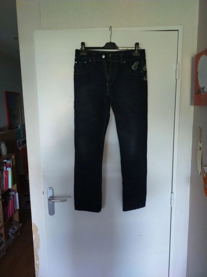 Joli jean garçon en très bon état - photo numéro 2