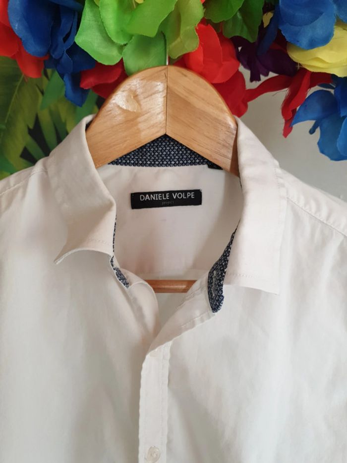 Chemise cintrée détails bleus - photo numéro 2