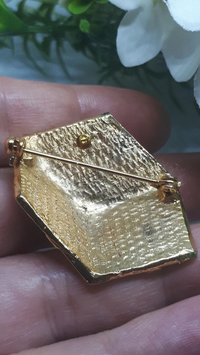 Broche cadeau vintage - photo numéro 2