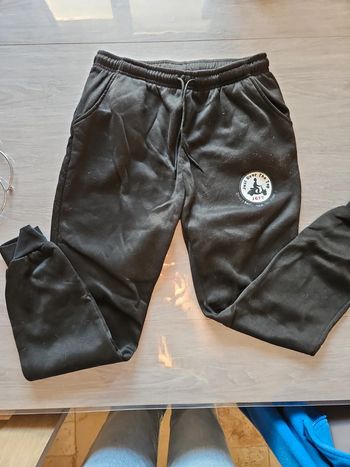 Pantalon de survêtement jogging noir T 16 ans