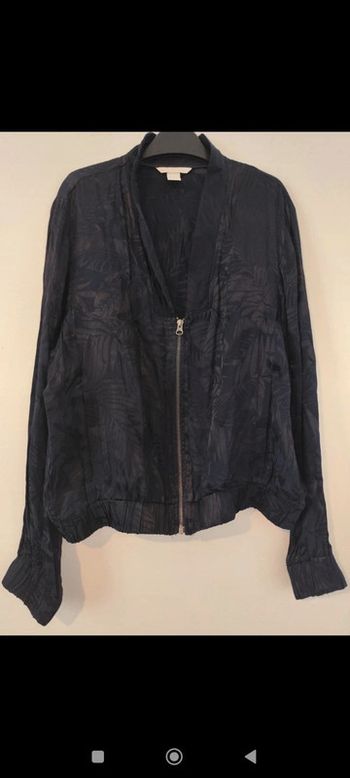Jolie veste noire à motifs taille 42 H&M