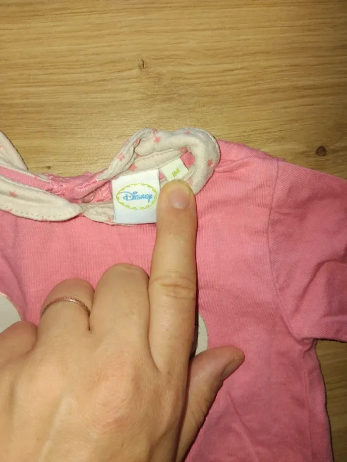 Lots 2 T-shirt a manche longue fille taille 1 mois - photo numéro 3