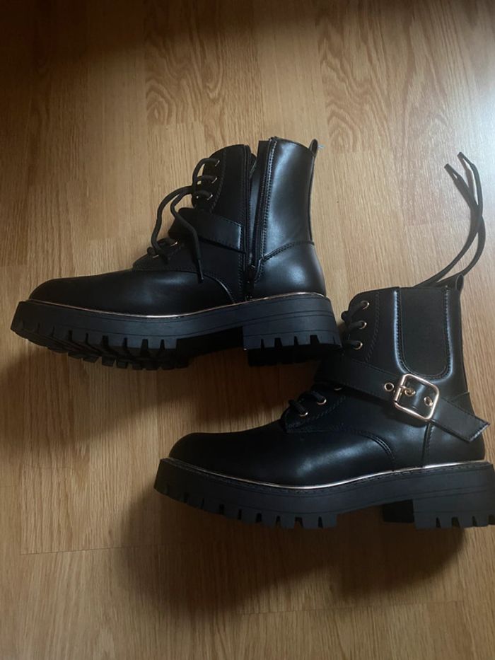 Bottes neuves - photo numéro 3
