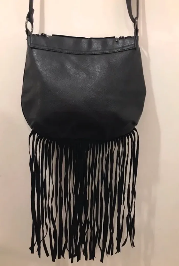 Sac à main atmosphère en bandoulière avec des franches noire en dim noir taille unique - photo numéro 4