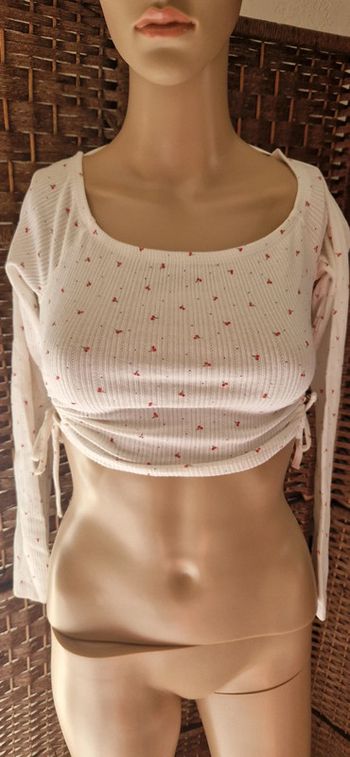 Crop top taille S motif cerises