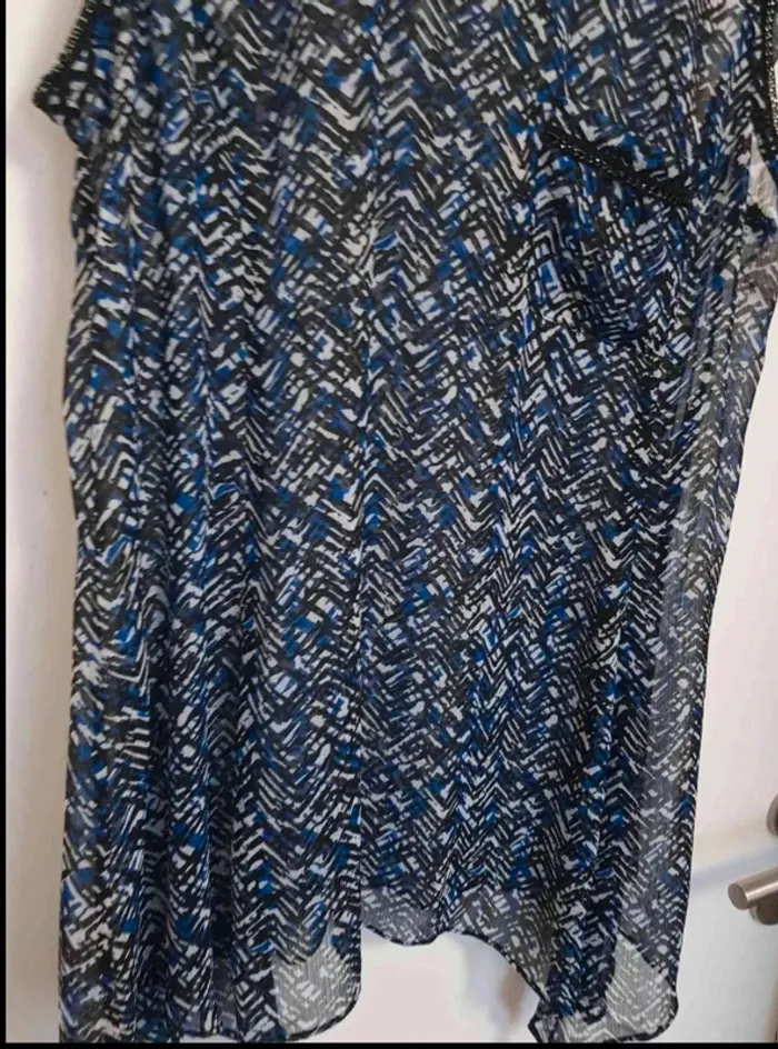 Haut  transparent taille 40 - photo numéro 5