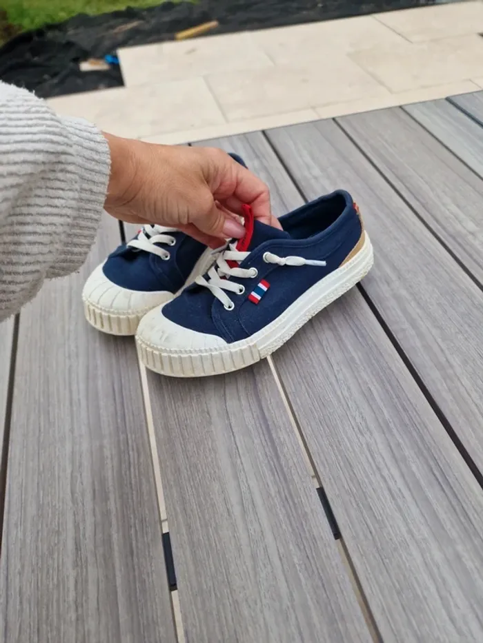 Chaussure style basket habillé Taille 30 - photo numéro 2